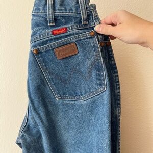 Vintage Wrangler Women’s Classic Blue Denim Jeans